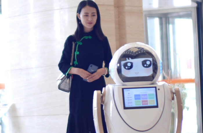 迎賓服務(wù)機(jī)器人CUCU
