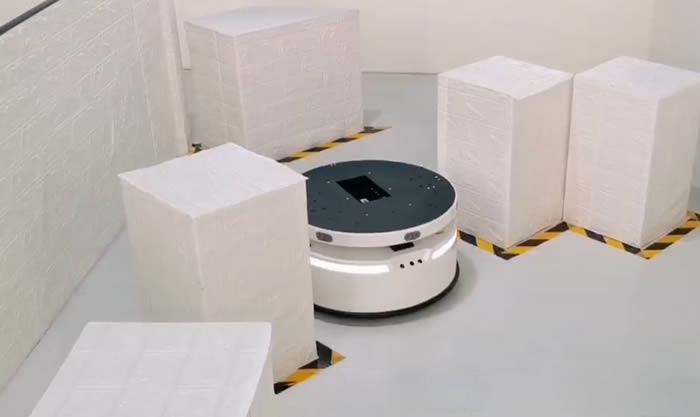 創(chuàng)澤機(jī)器人底盤測試